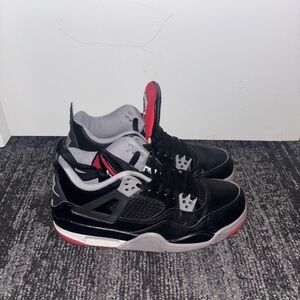 Jordan Retro 4’s